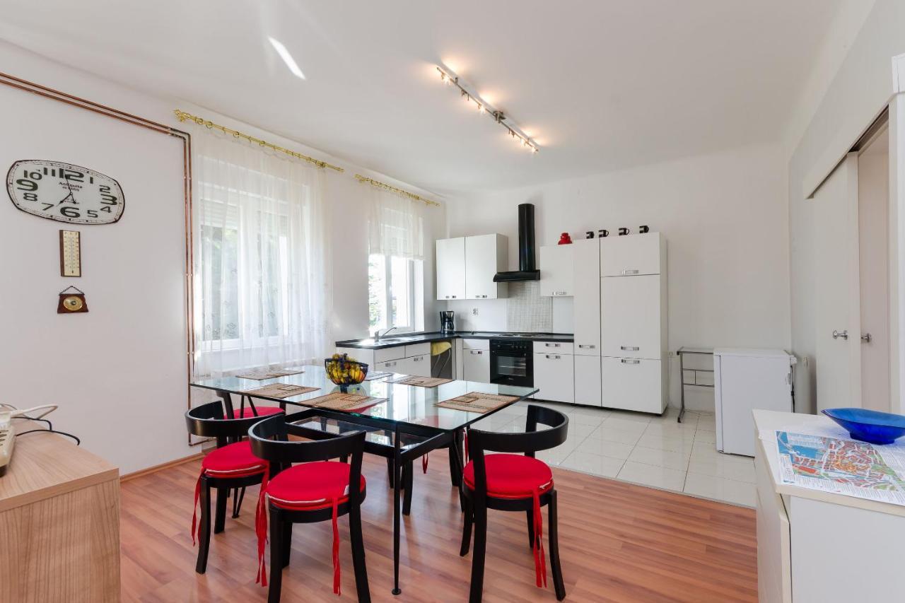 Apartments Andrijana Rijeka Oda fotoğraf